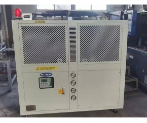 片材，形材，擠出機(jī)應(yīng)用現(xiàn)場(chǎng)